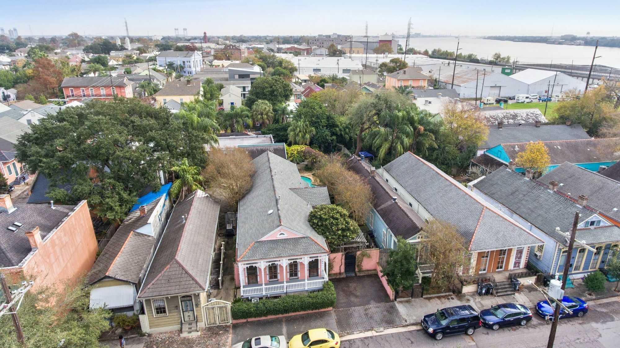 Villa Amazing 7 Bedroom - Next To Frenchman St