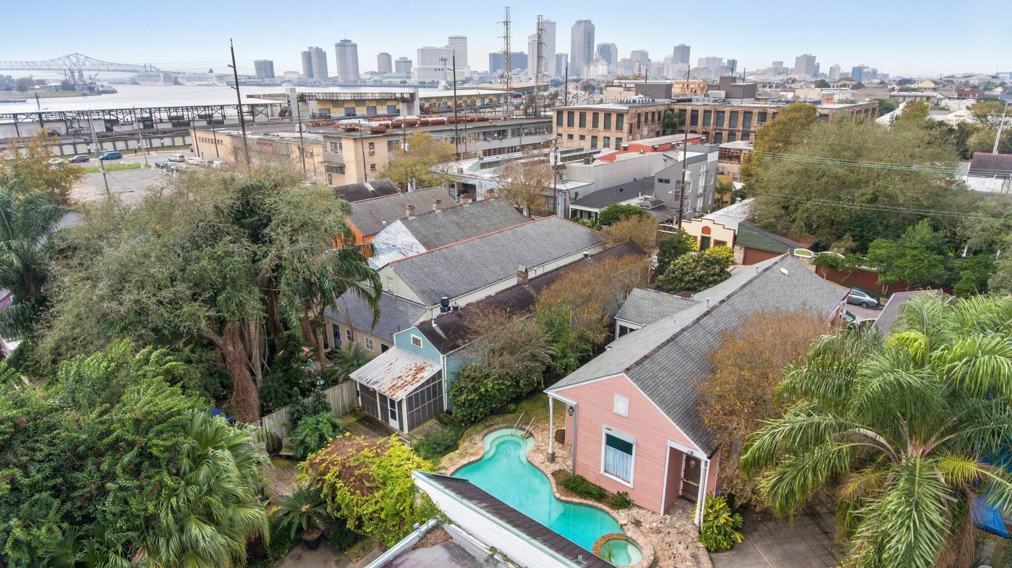 Amazing 7 Bedroom - Next To Frenchman St